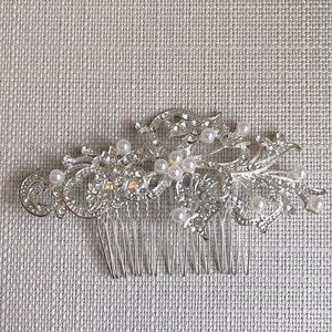Silver toned hair pin Wedding/Formal